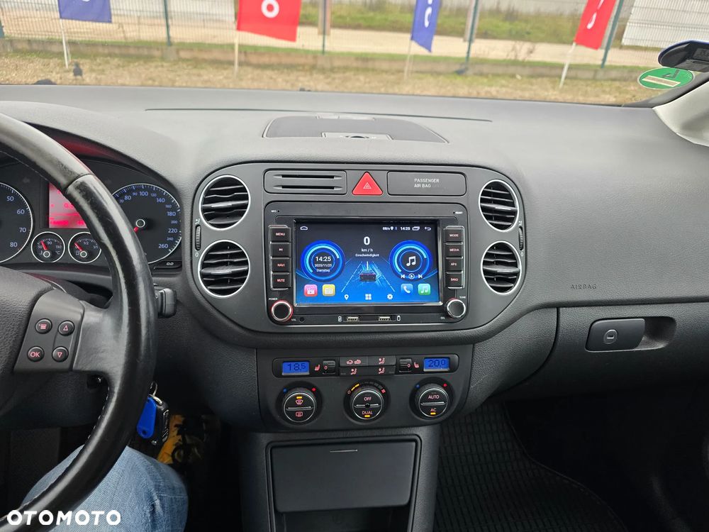 Volkswagen Golf 1.6 United - 25