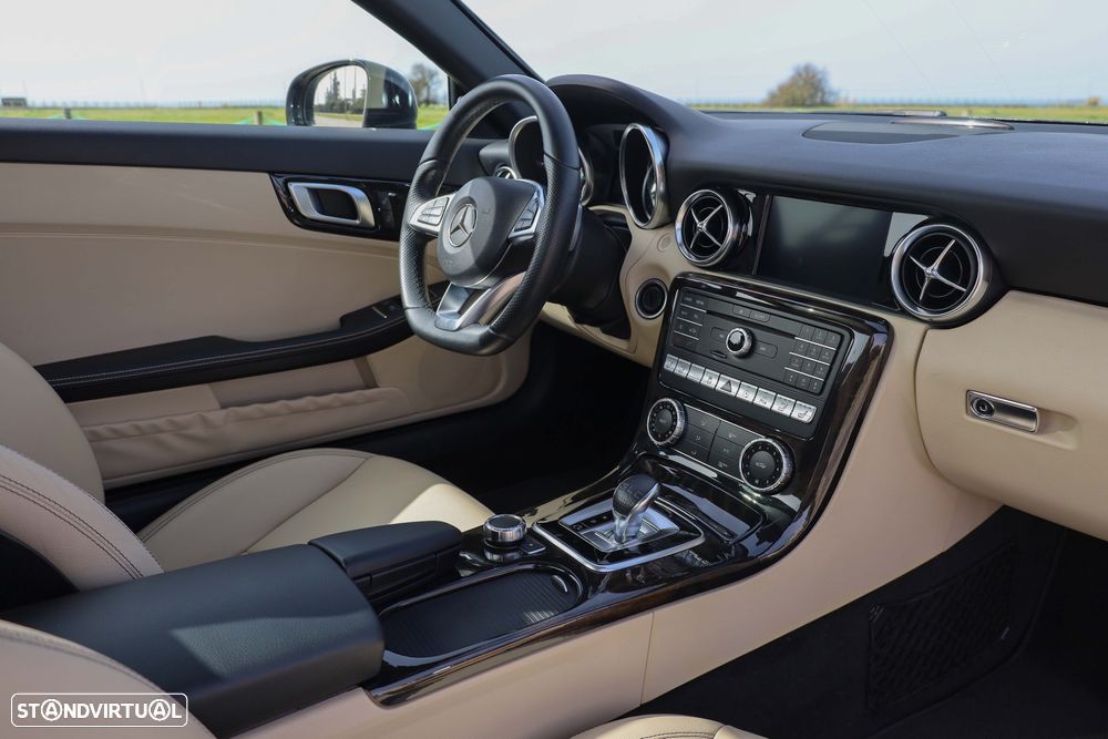 Mercedes-Benz SLC 180 - 13