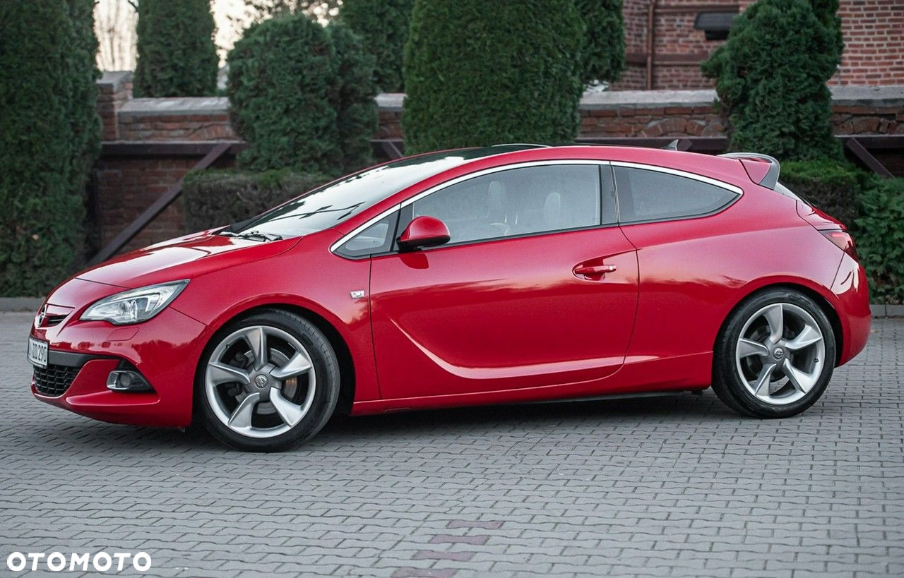 Opel Astra GTC 2.0 CDTI BiTurbo ecoFLEX Start/Stop - 11