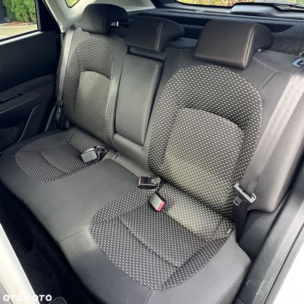 Nissan Qashqai 2.0 lounge - 24