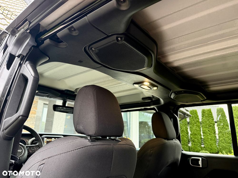 Jeep Gladiator - 34