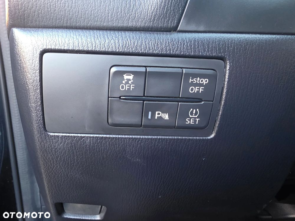 Mazda 3 SKYACTIV-G 120 Automatik Signature - 16