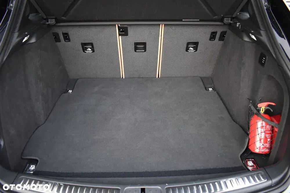Porsche Macan Standard - 26