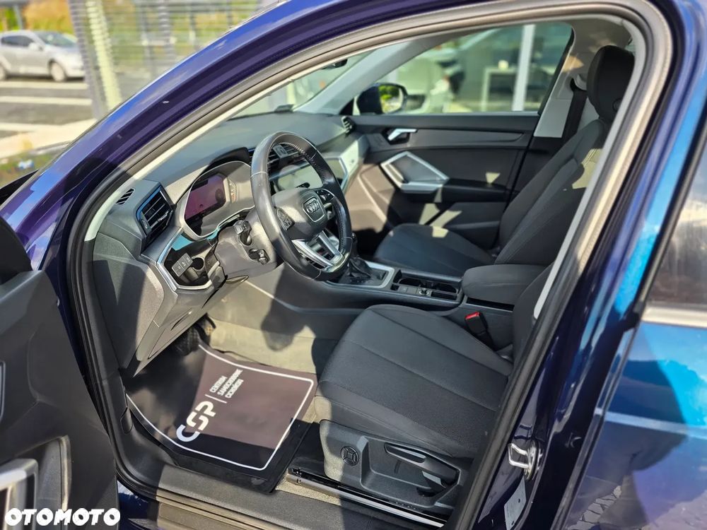 Audi Q3 35 TDI S tronic - 23