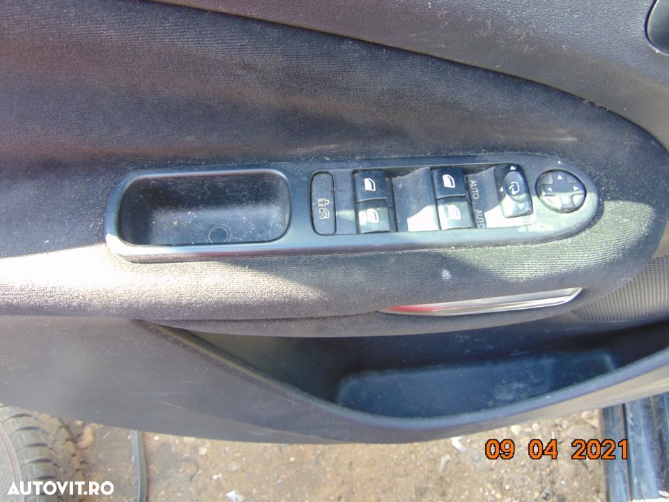 Butoane geamuri Citroen c3 picasso 2009-2016 comenzi geamuri electrice dezmembrez - 1
