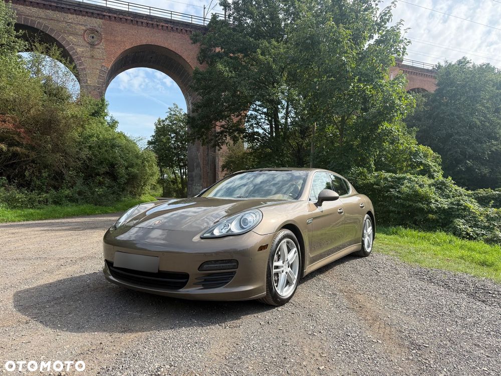 Porsche Panamera Platinum Edition PDK - 1