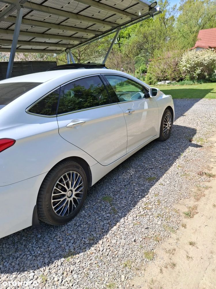 Hyundai i40 2.0 GDI Comfort + - 8