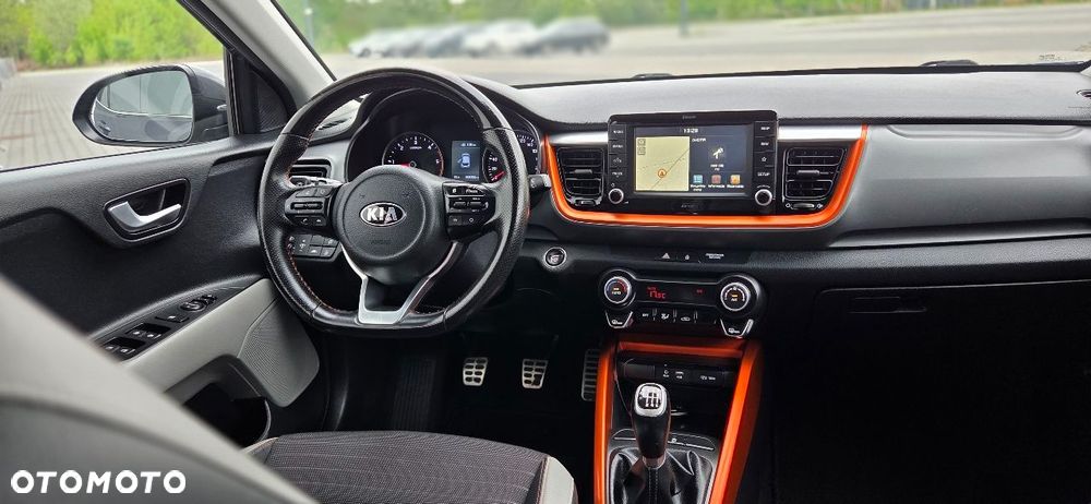 Kia Stonic 1.6 CRDi Platinum Edition - 25