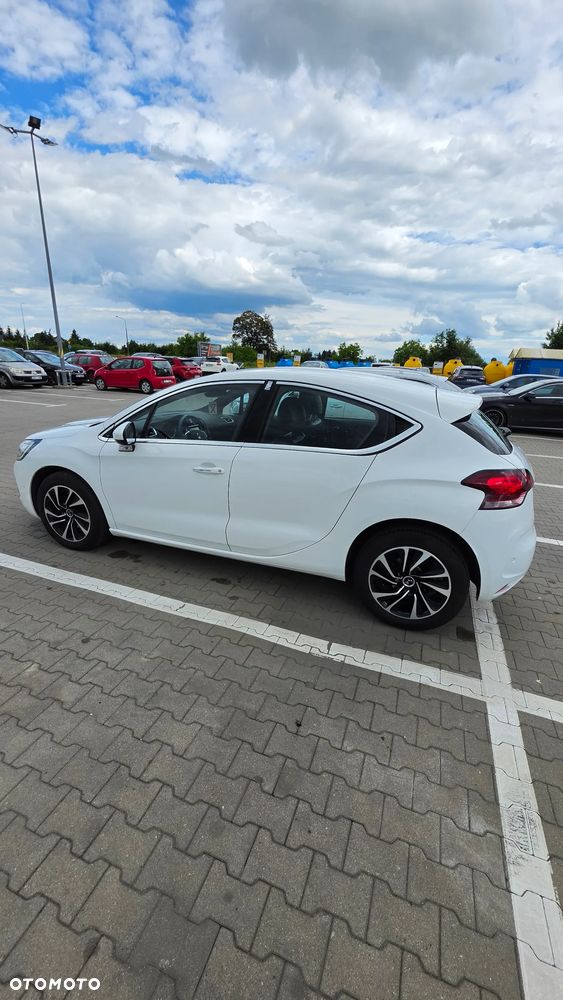 DS Automobiles DS 4 - 15