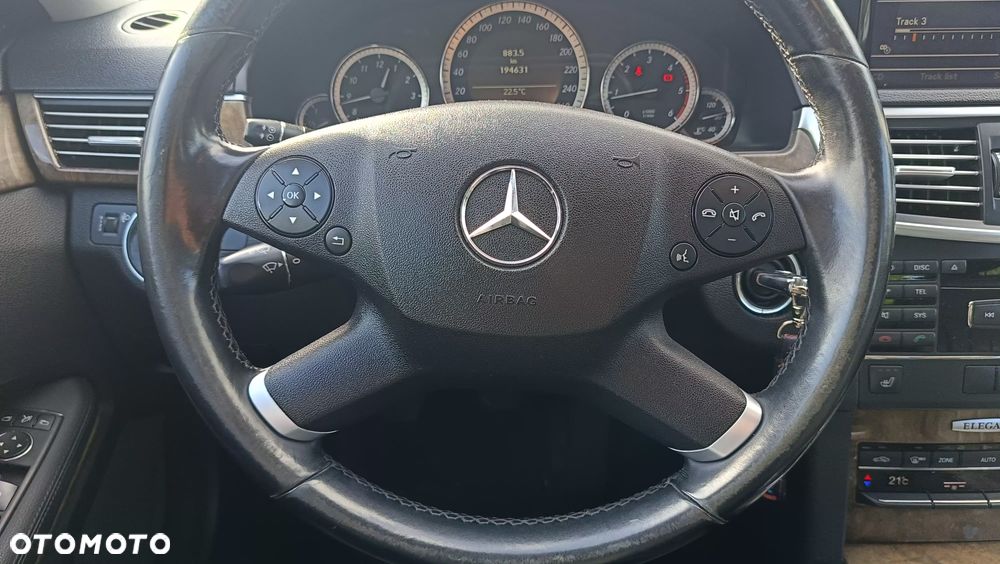 Mercedes-Benz Klasa E 250 CDI BlueEff - 18