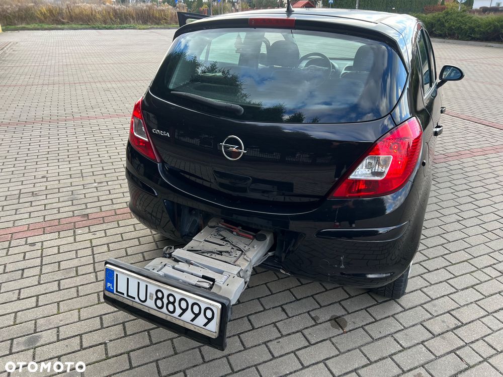 Opel Corsa 1.2 16V - 9