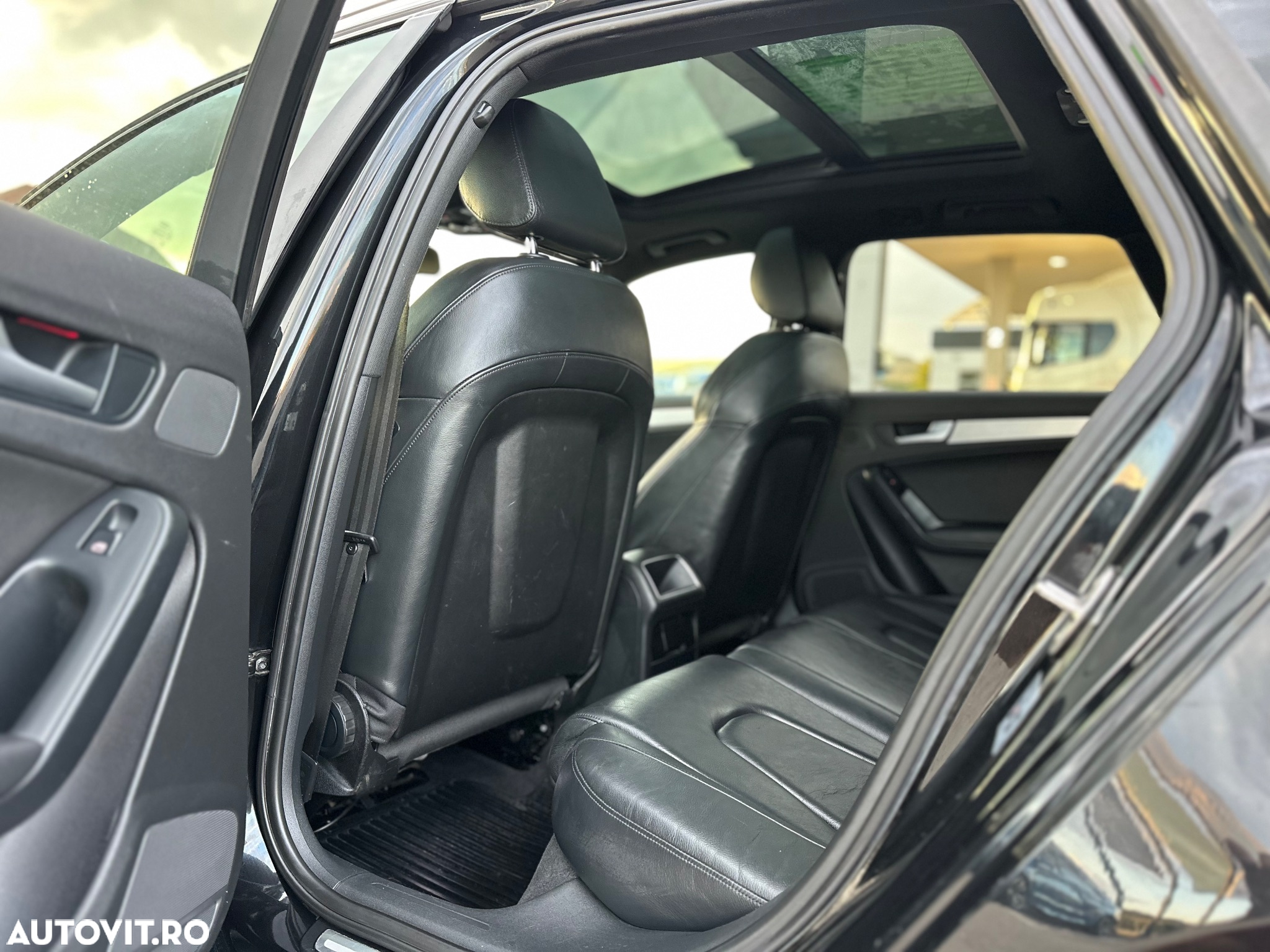 Audi A4 Avant 2.0 TDI DPF quattro S line Sportpaket (plus) - 12
