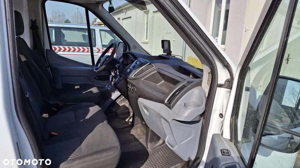 Ford TRANSIT - 10
