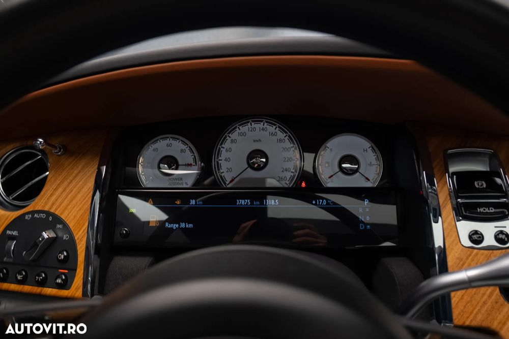 Rolls-Royce Wraith - 23