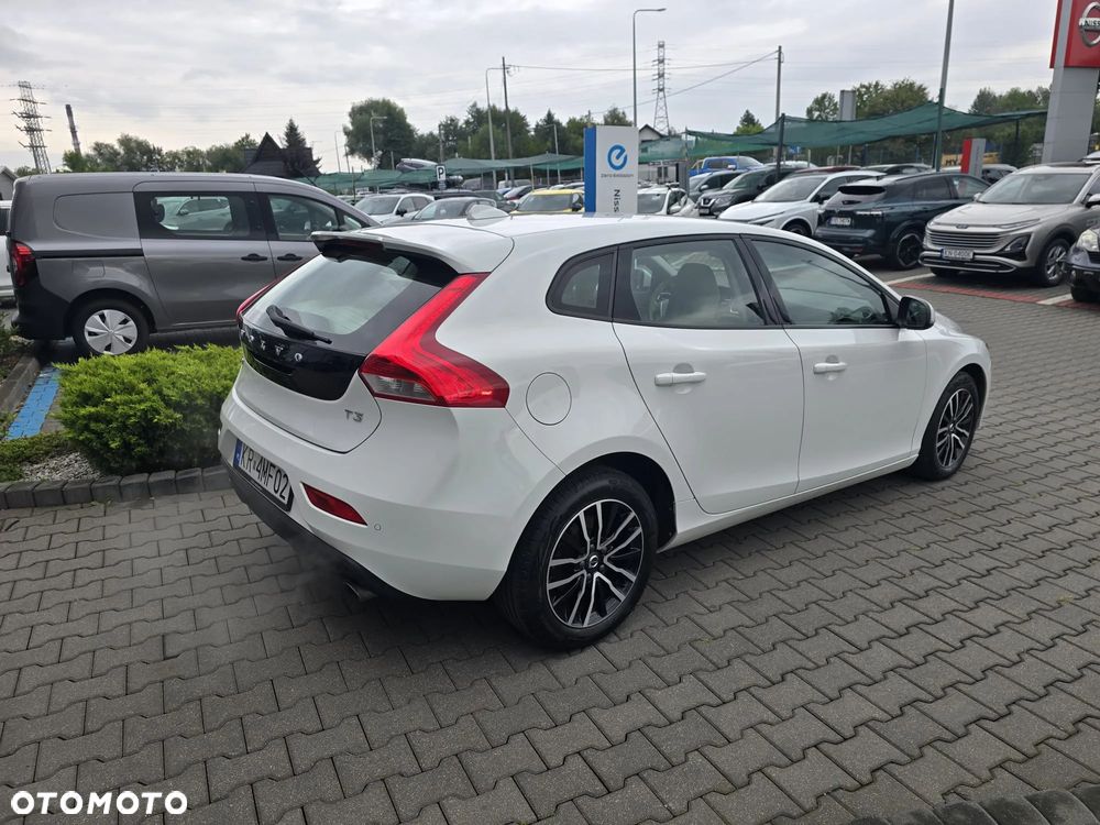 Volvo V40 T3 Drive-E Momentum - 5