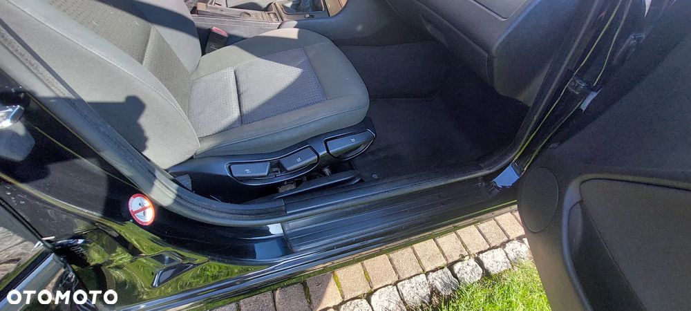 BMW Seria 3 320d - 15