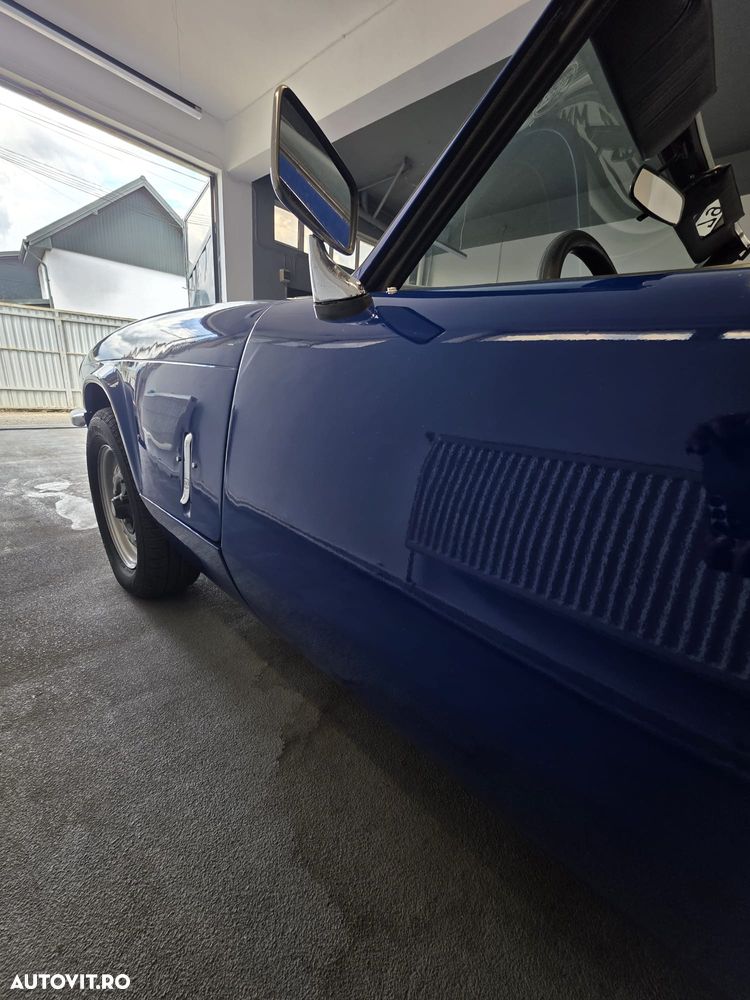 Triumph Spitfire - 22