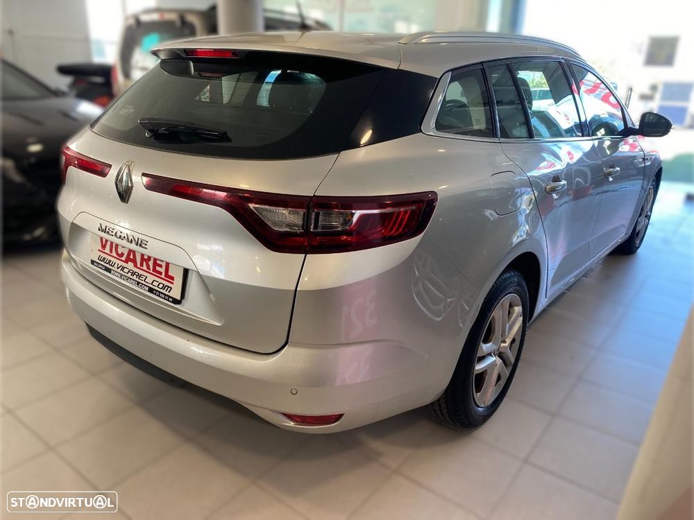 Renault Mégane Sport Tourer ENERGY dCi 110 EDC BUSINESS - 4