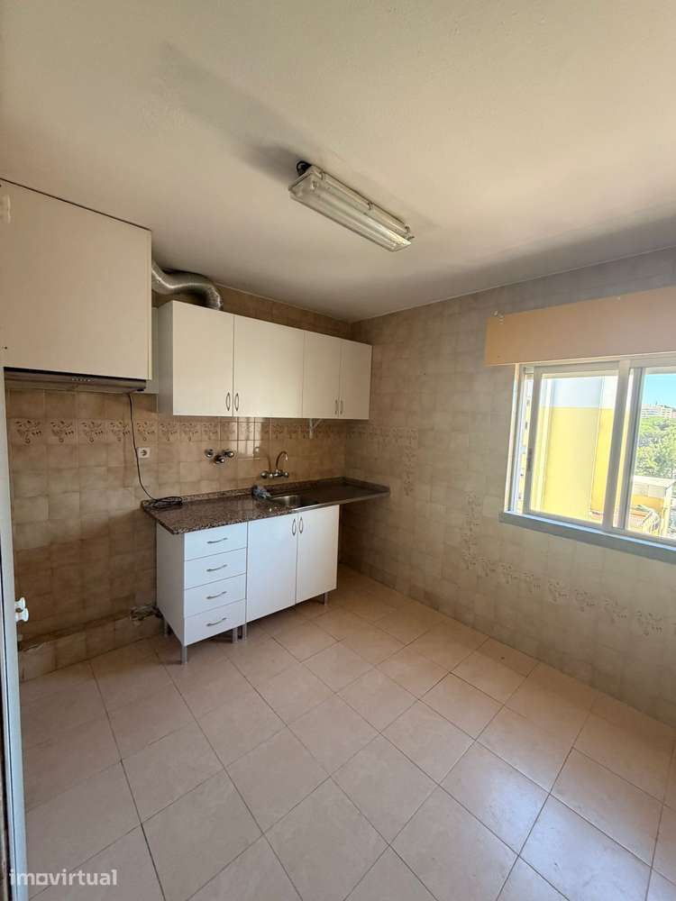 Apartamento T2 em Mercês próximo à estação - Grande imagem: 3/10