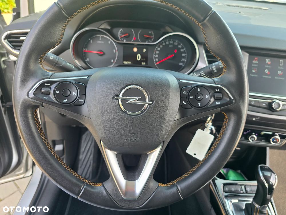 Opel Crossland X - 26