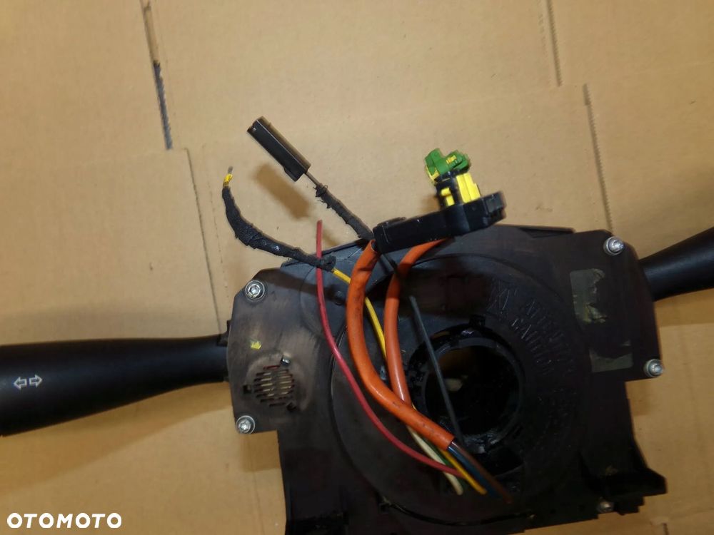 przełącznik zespolony pająk citroen c3 - 2