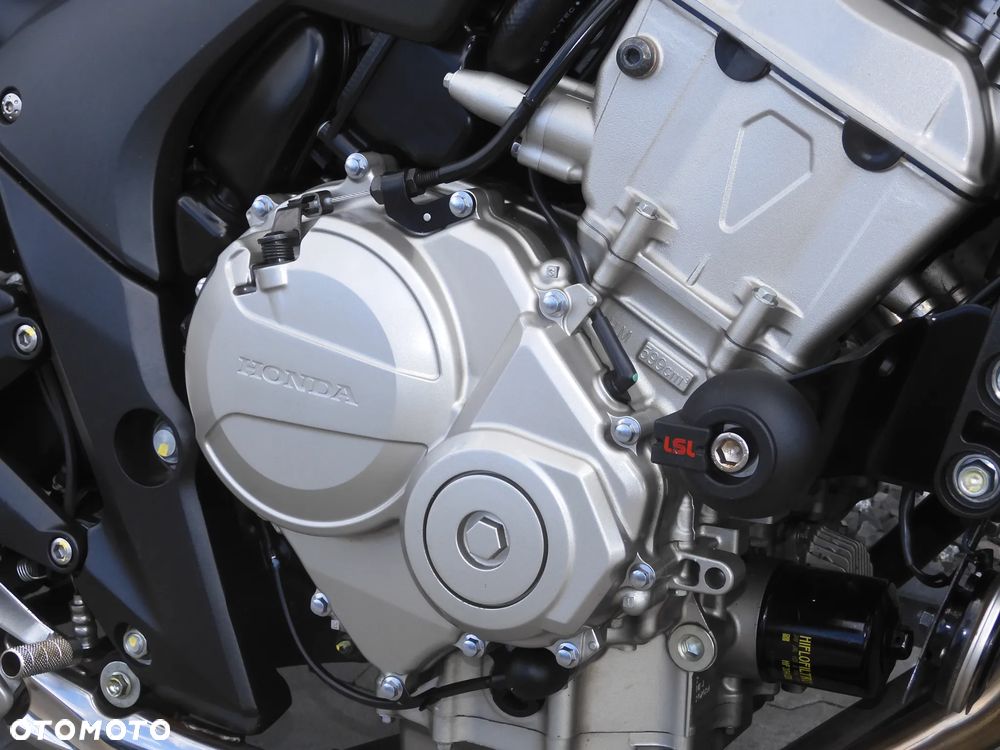 Honda CBF - 7