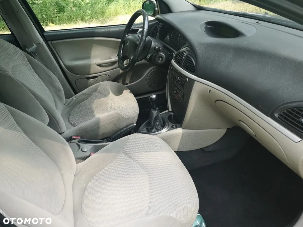 Citroën C5 1.6 HDi Attraction - 6