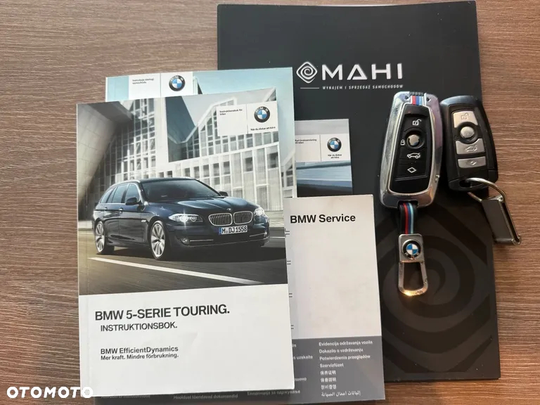 BMW Seria 5 520i - 26