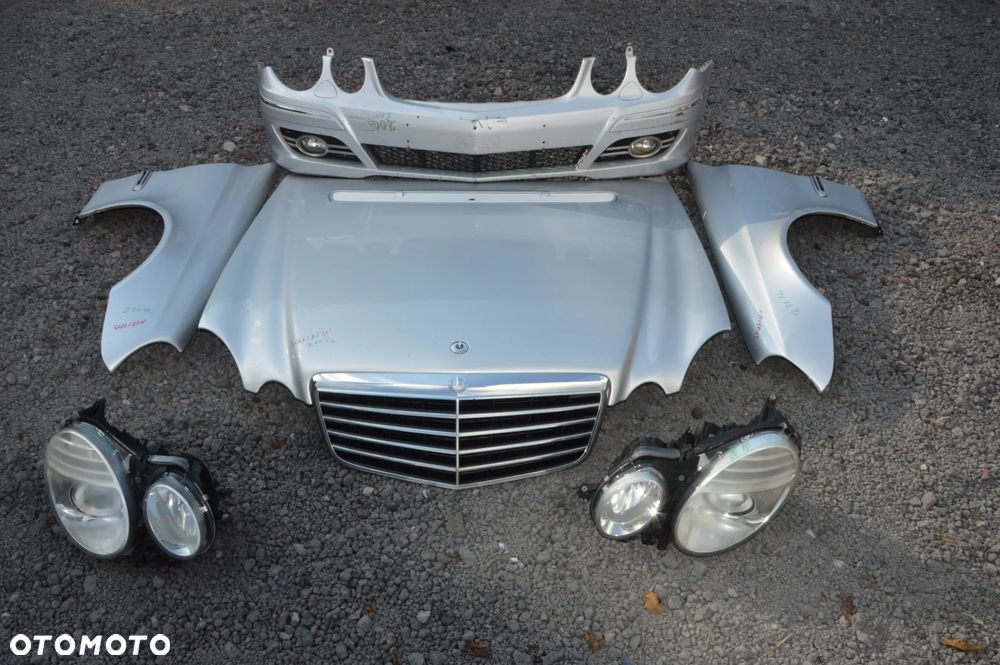 Zderzak przód maska lampa xenon błotnik chłodnica komplet mercedes E w211 lift  zderzak