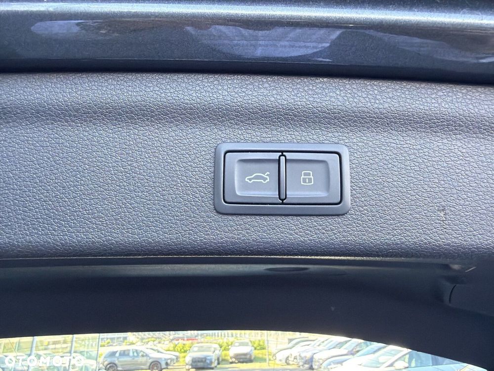 Audi Q3 35 TDI S-Line S tronic - 26