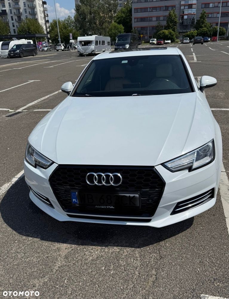 Audi A4 Limousine - 14