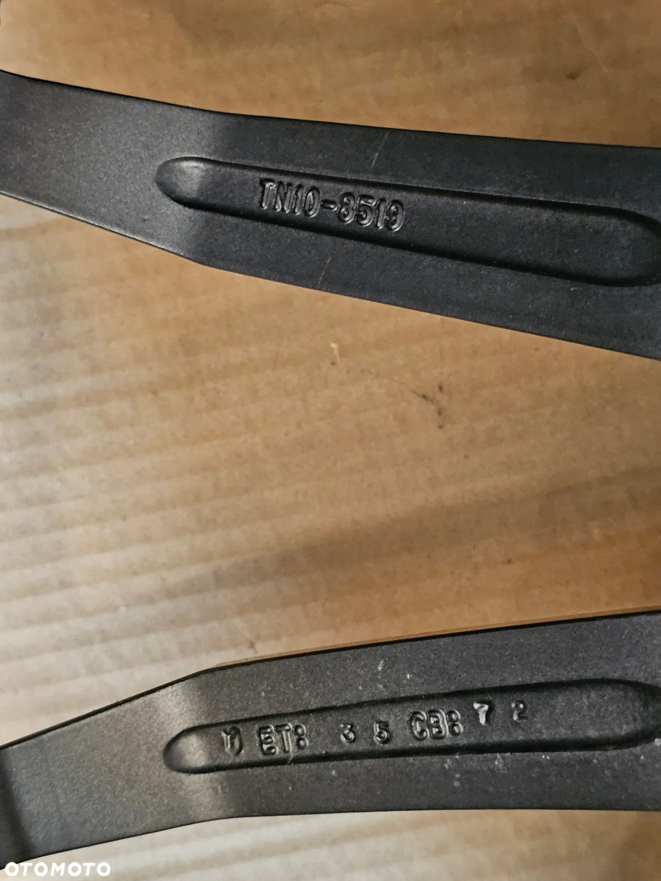 (F82) Tomason BMW 3 5 / TN10 8519 / 8,5Jx19 ET35 5x120 - 7