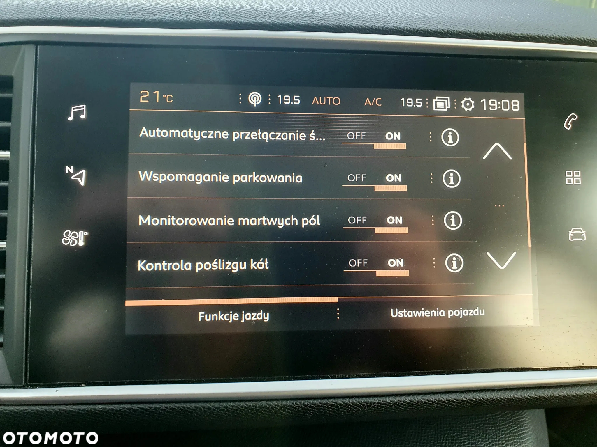 Peugeot 308 1.5 BlueHDi Allure Pack S&S - 18