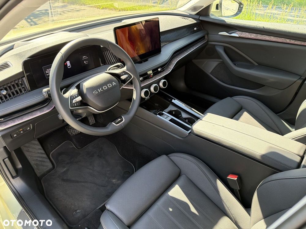 Skoda Superb 1.5 TSI Plug-in Hybrid L&K DSG - 10