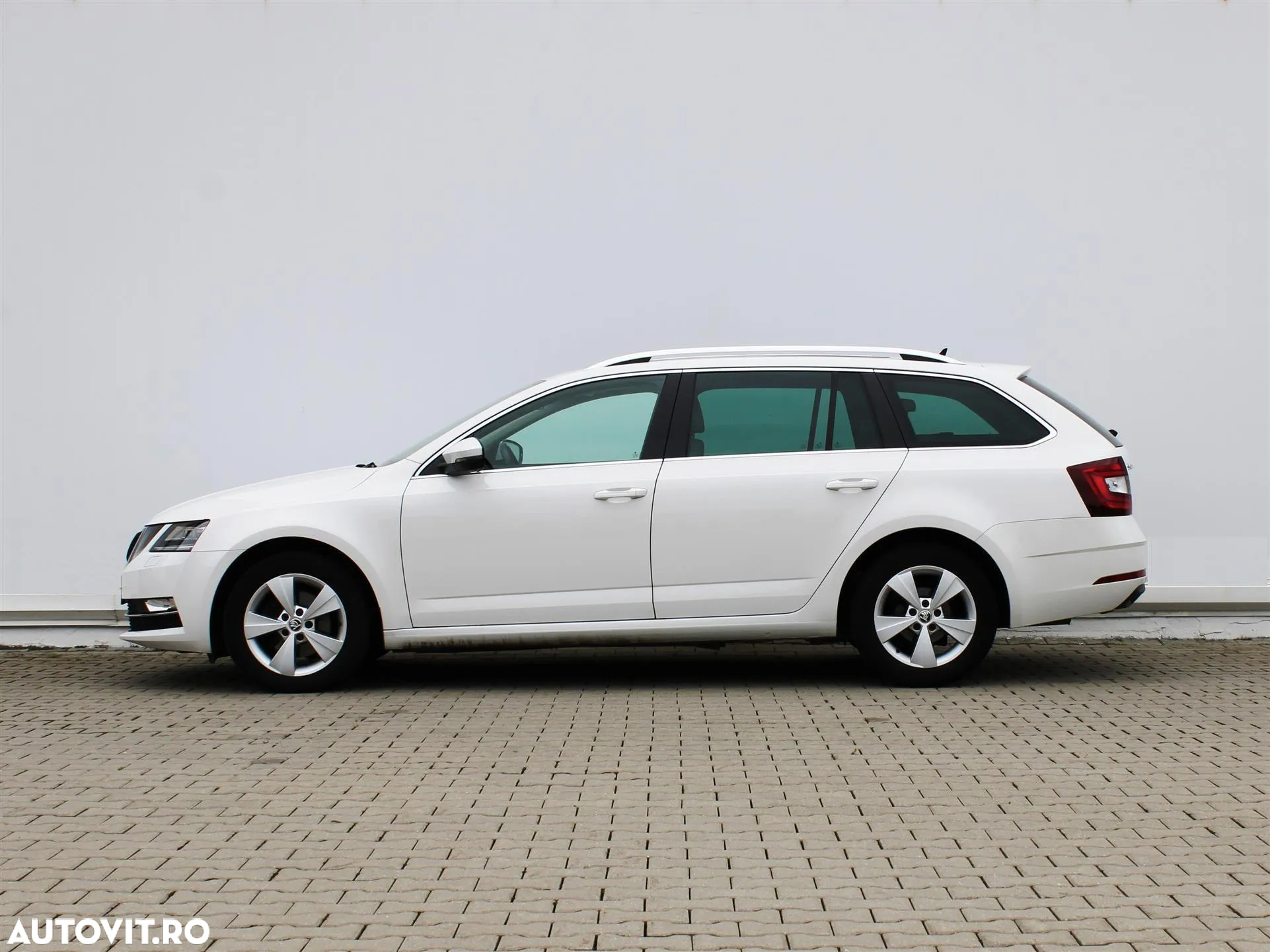 Skoda Octavia Combi 1.5 TSI ACT Style - 2