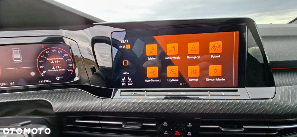 Volkswagen Golf 2.0 TDI SCR DSG R-Line - 24