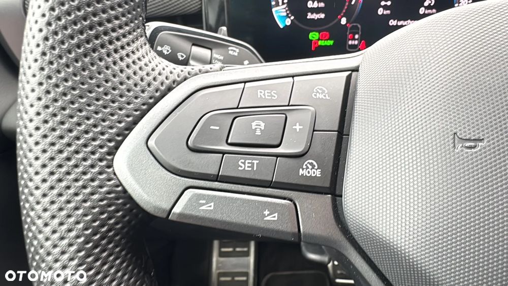 Volkswagen T-Roc 1.5 eTSI R-Line DSG - 18