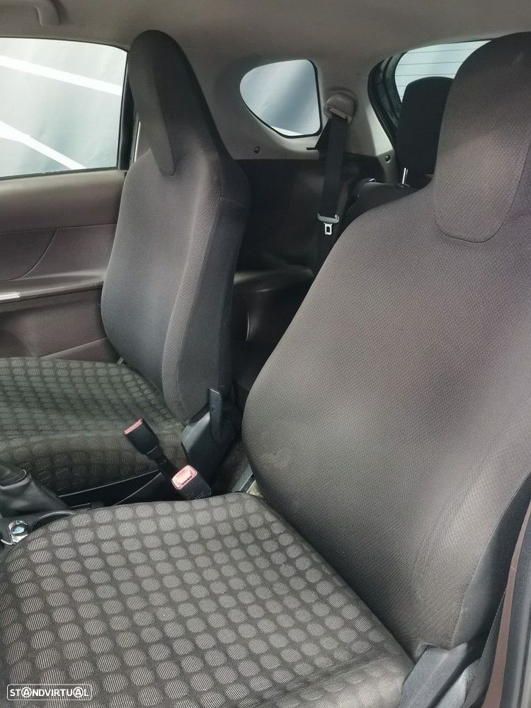 Toyota iQ 1.0 VVT-i Essential+AC - 3