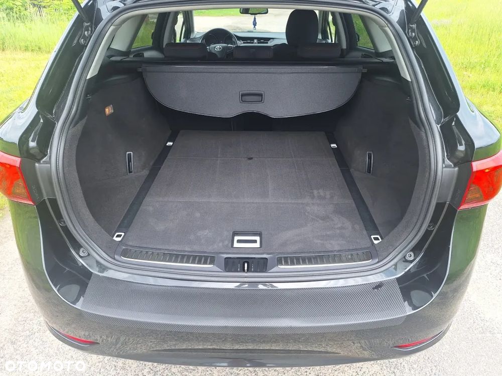 Toyota Avensis 2.0 D-4D Active Business - 6