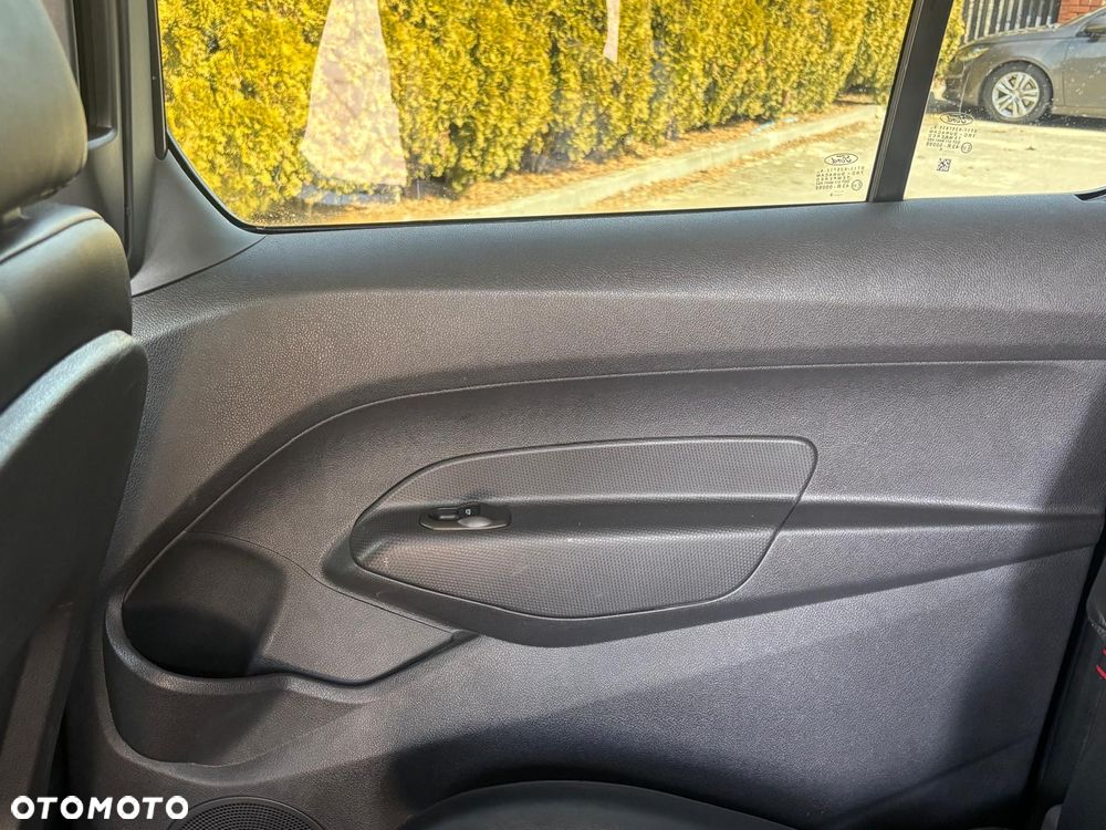 Ford Tourneo Connect Gr 1.5 EcoBlue Trend PowerShift - 31