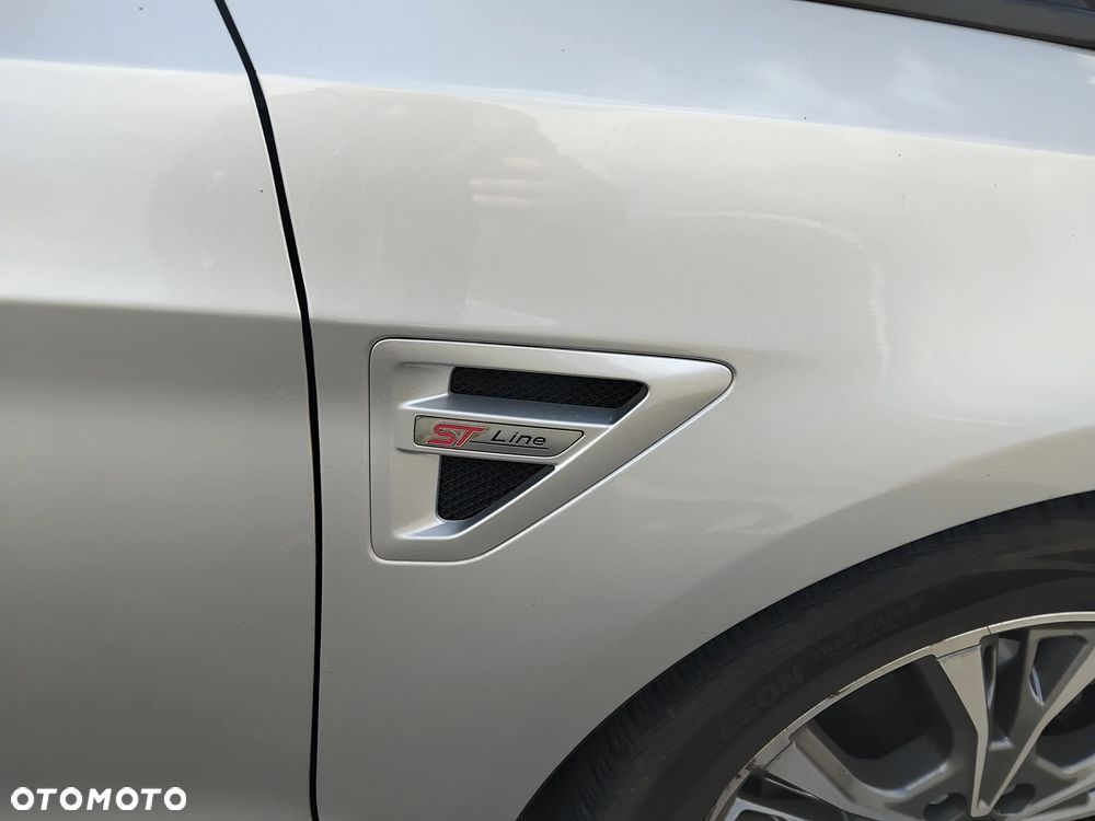 Ford S-Max - 8