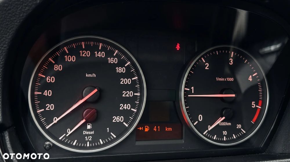 BMW Seria 3 320d - 10