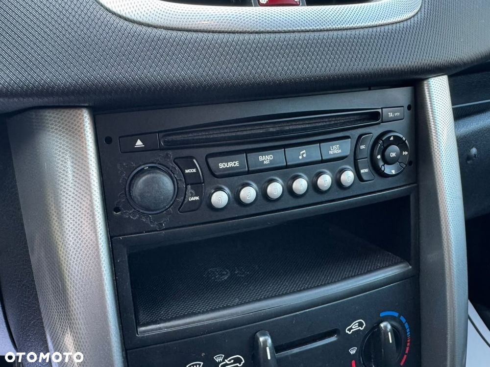 Peugeot 207 90 Sport - 19