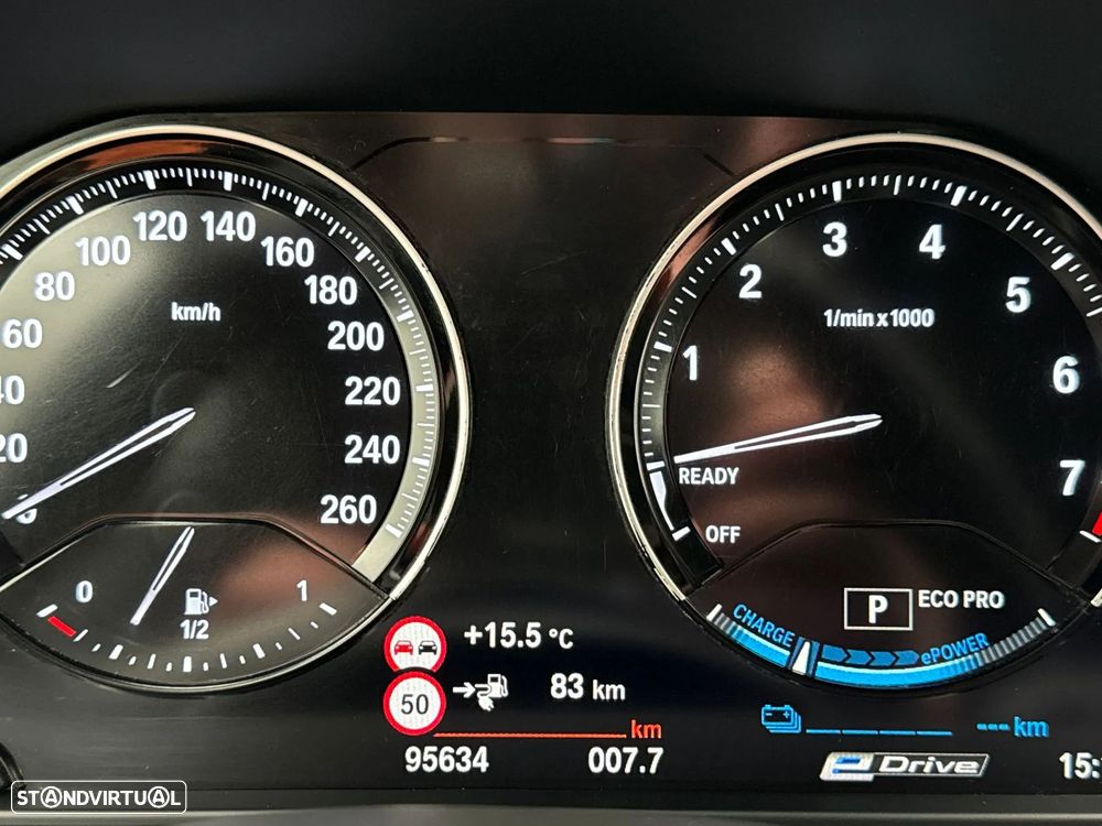 BMW 225xe Active Tourer iPerformance Advantage - 8