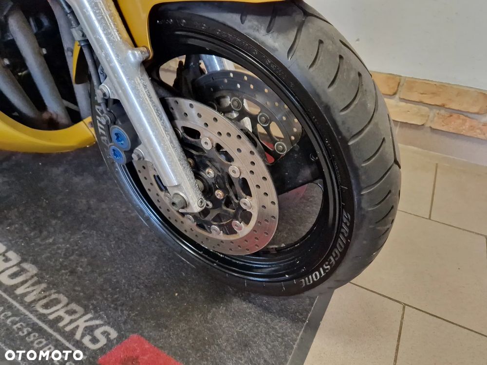 Yamaha FZS - 34