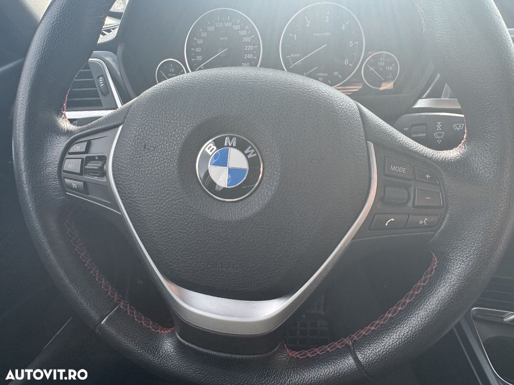 BMW Seria 3 320d Touring Aut. Sport Line - 17
