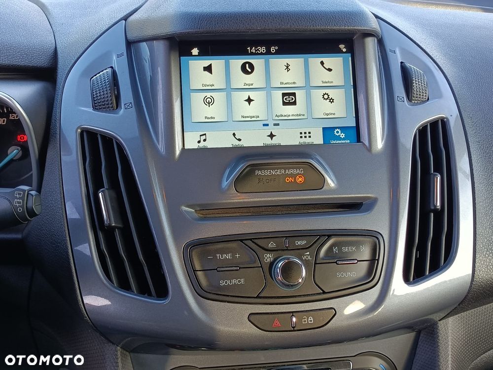 Ford Tourneo Connect 1.5 TDCi Titanium - 25