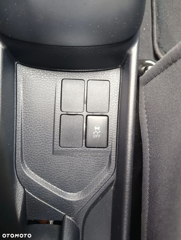 Toyota Yaris 1.5 Premium - 16