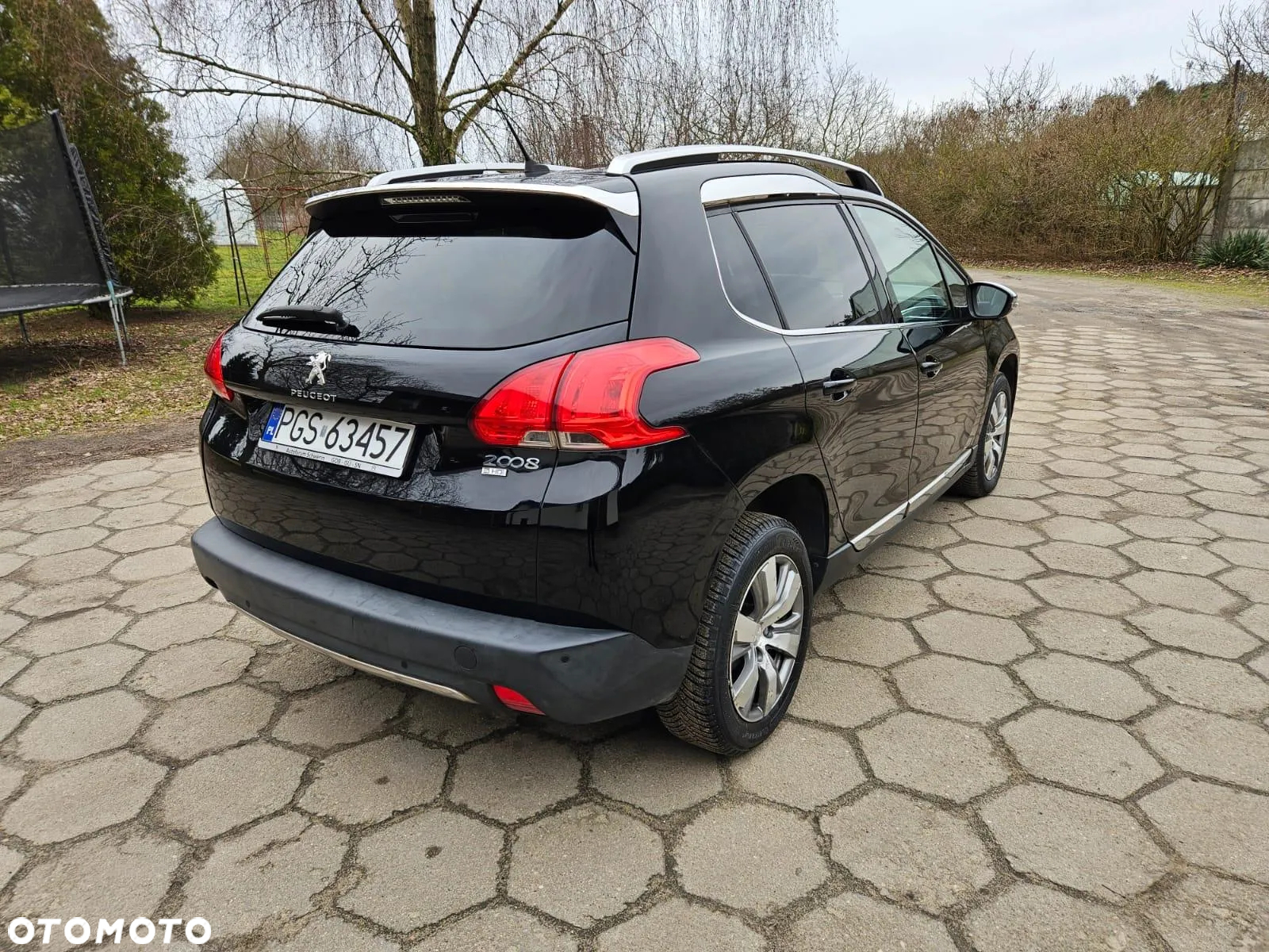 Peugeot 2008 1.6 e-HDi Allure S&S - 5