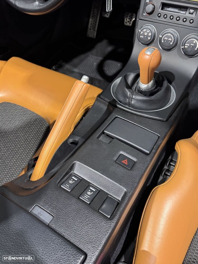 Nissan 350 Z Premium Pack - 18